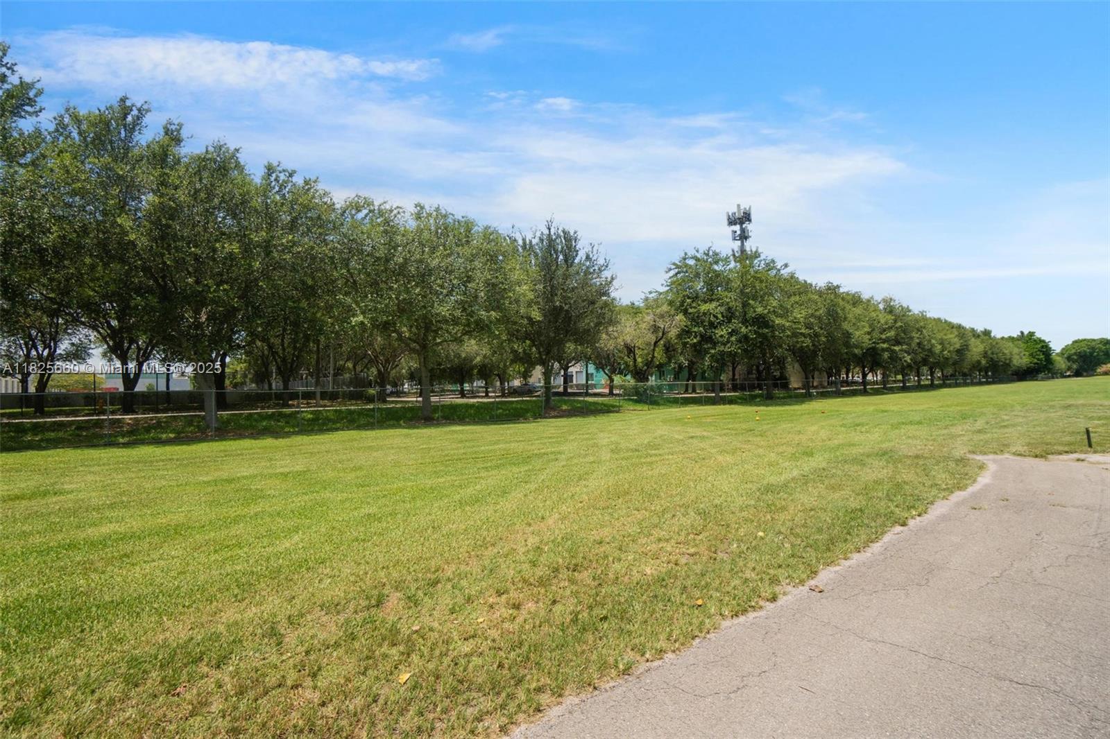 COSTA DEL SOL CONDO #4 - Residential