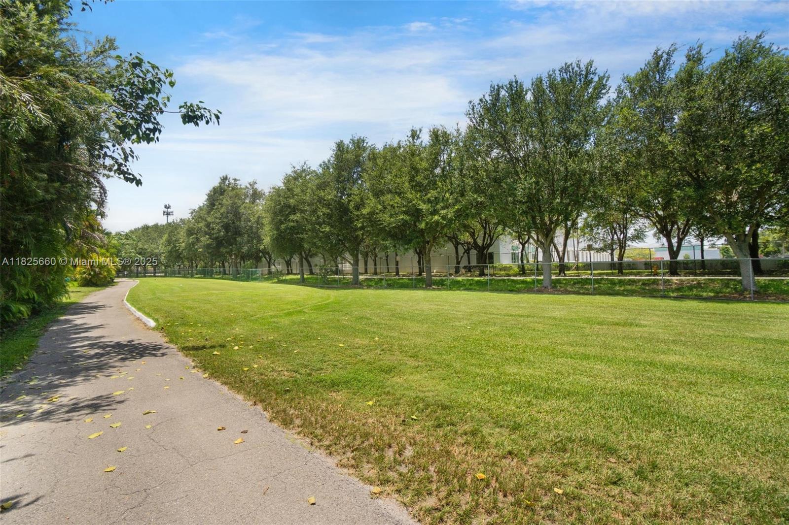 COSTA DEL SOL CONDO #4 - Residential