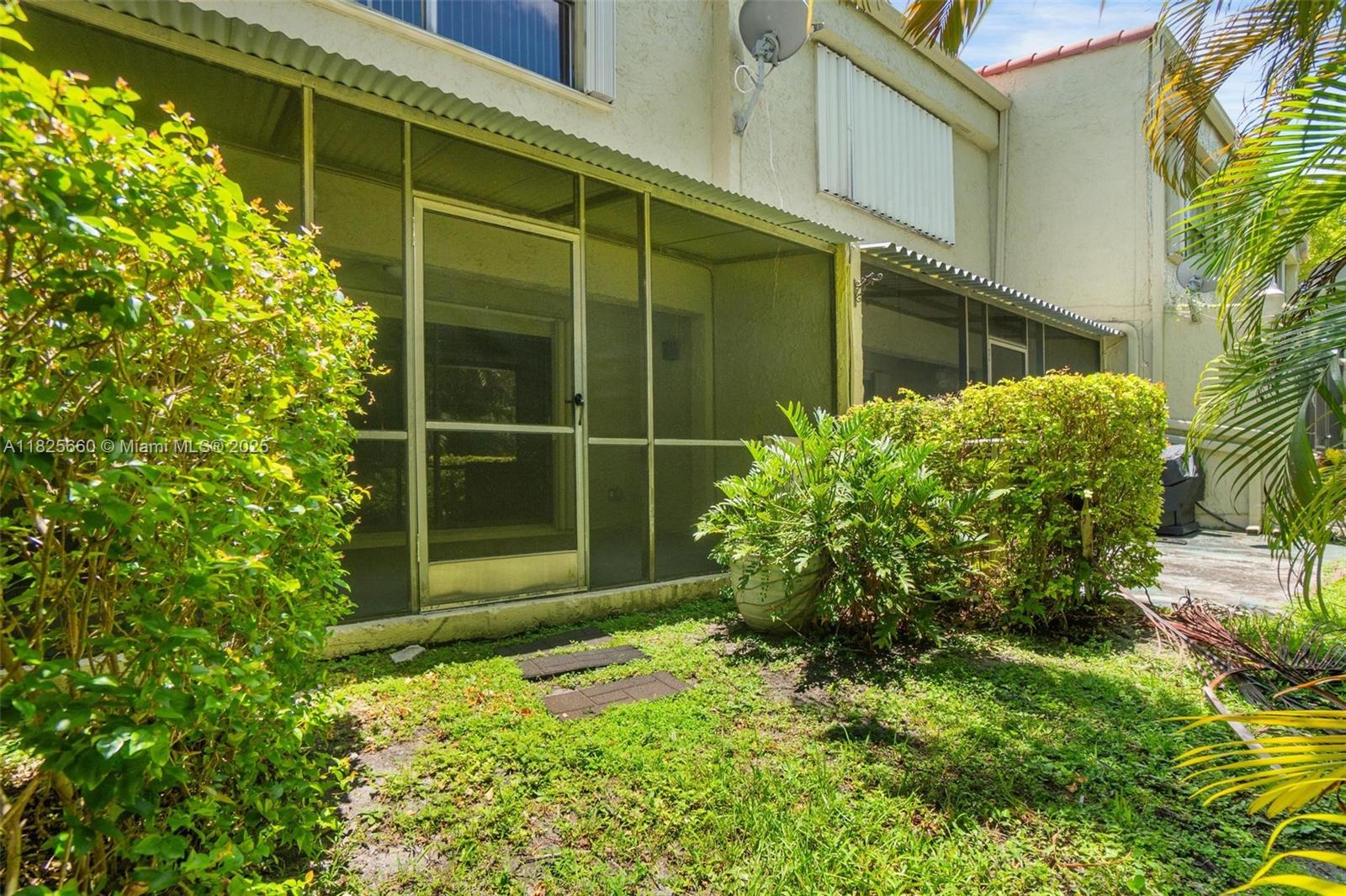 COSTA DEL SOL CONDO #4 - Residential