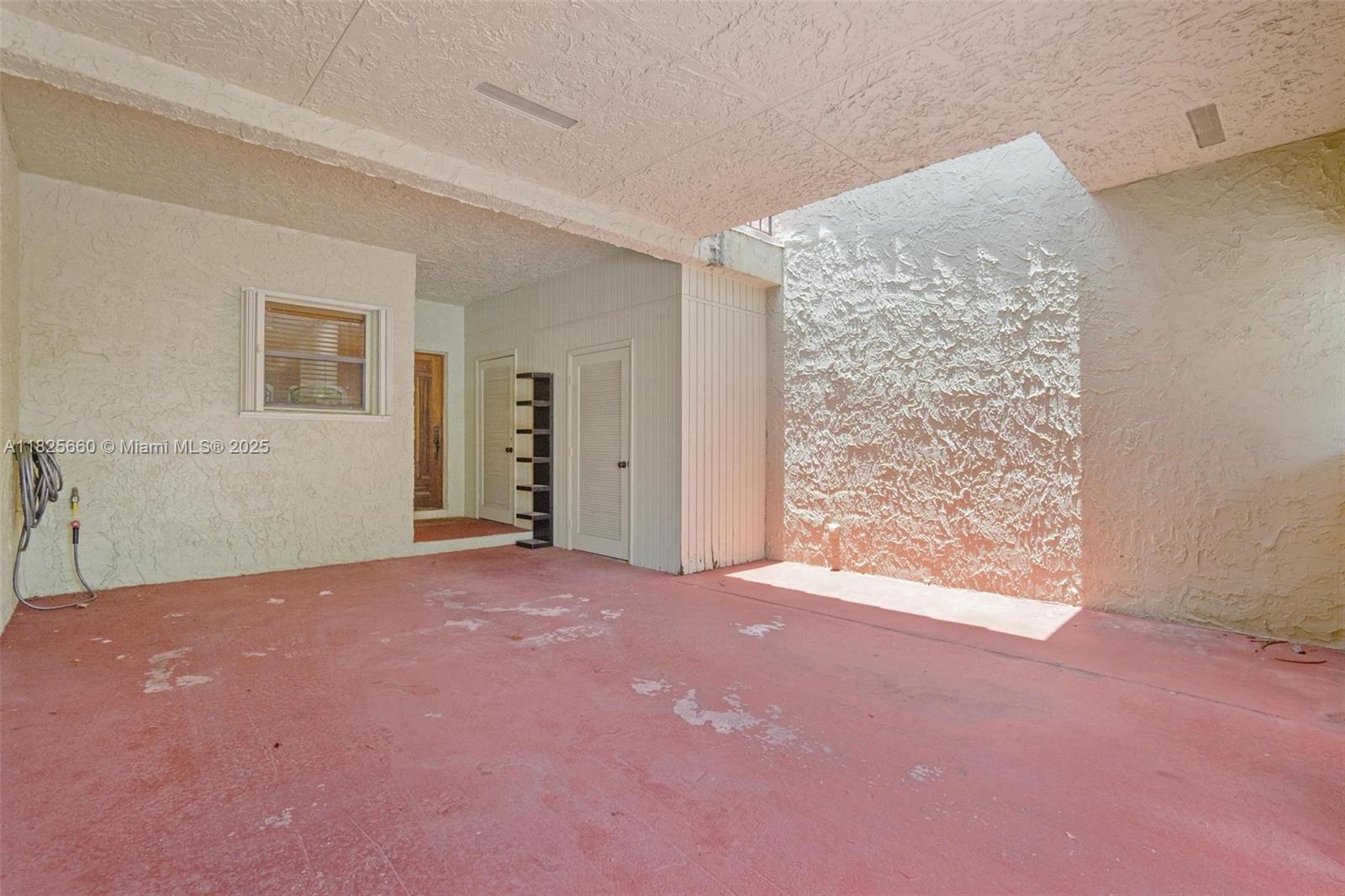 COSTA DEL SOL CONDO #4 - Residential