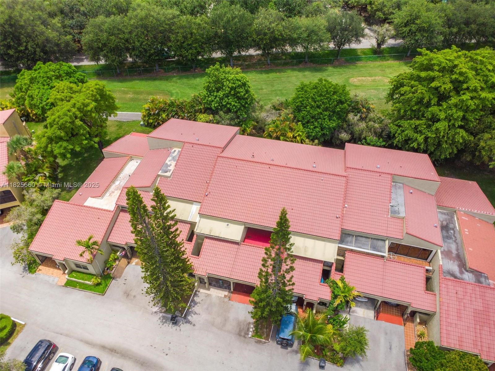 COSTA DEL SOL CONDO #4 - Residential