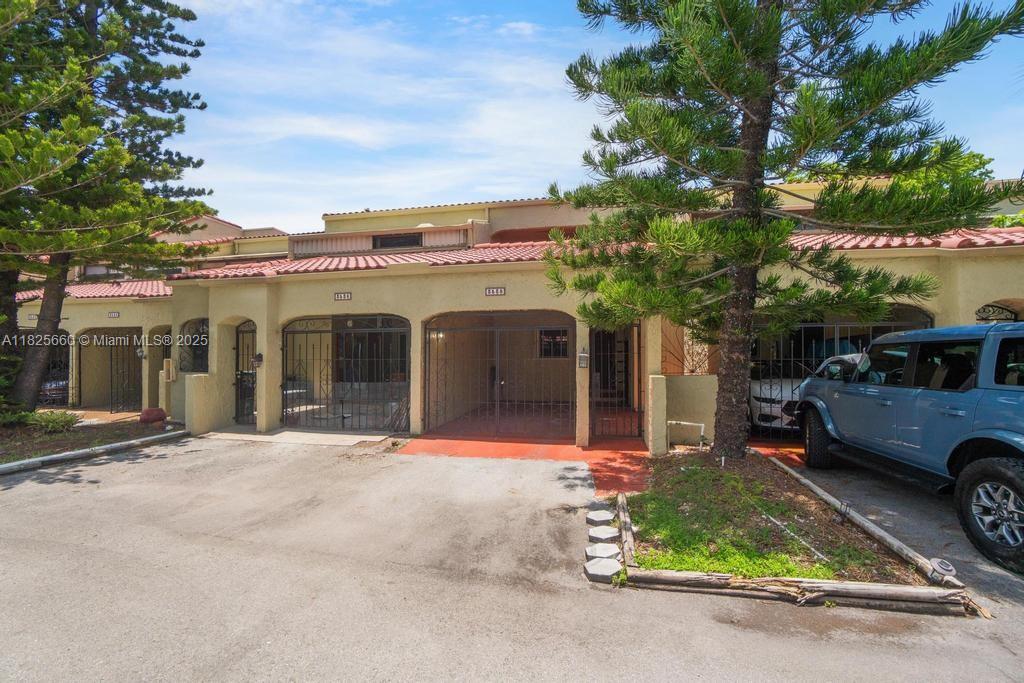 COSTA DEL SOL CONDO #4 - Residential