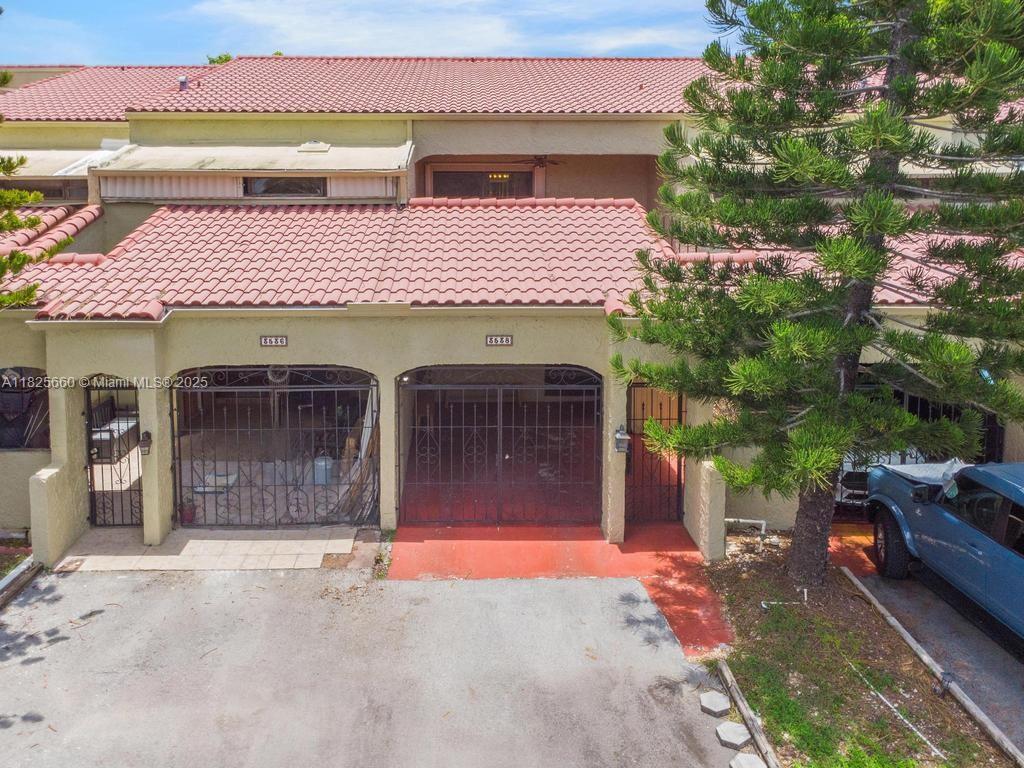 COSTA DEL SOL CONDO #4 - Residential