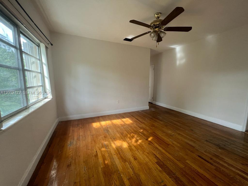 ENGLEWOOD - Residential Lease