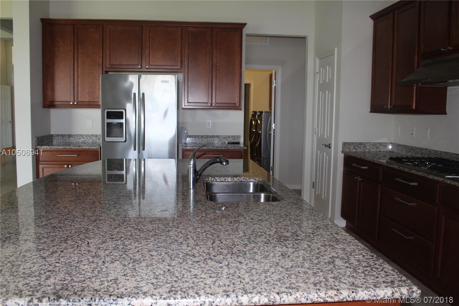 CASTELLINA - Residential Lease