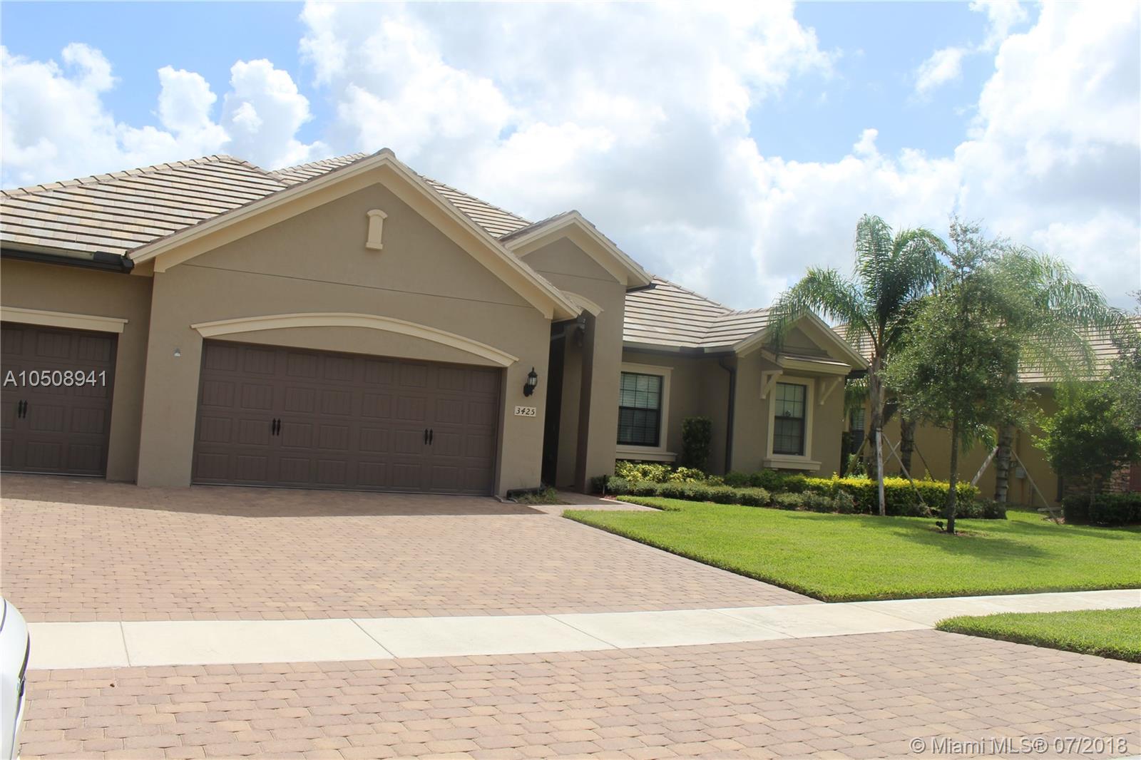 CASTELLINA - Residential Lease