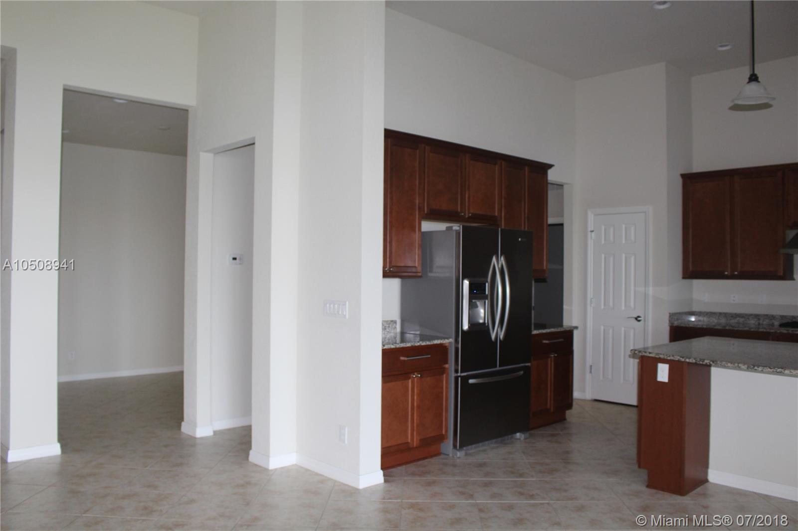 CASTELLINA - Residential Lease