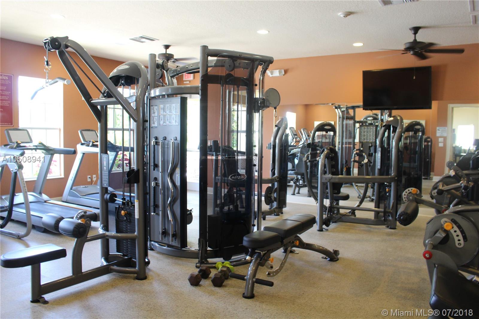 CASTELLINA - Residential Lease