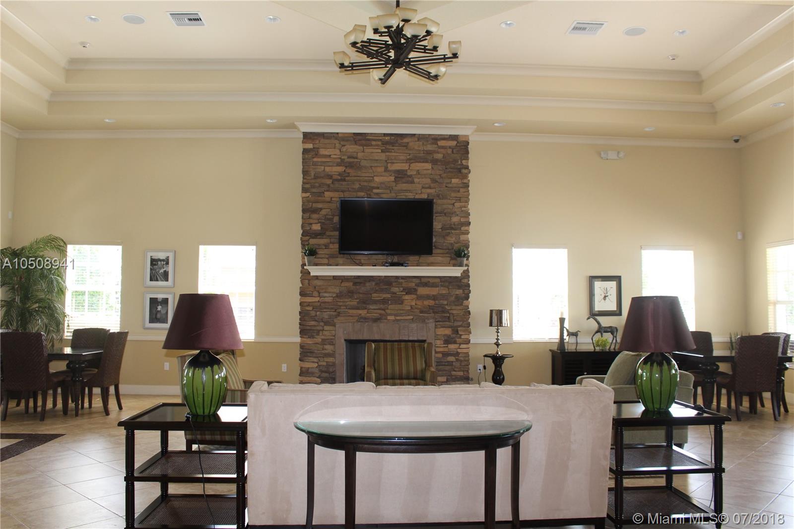 CASTELLINA - Residential Lease