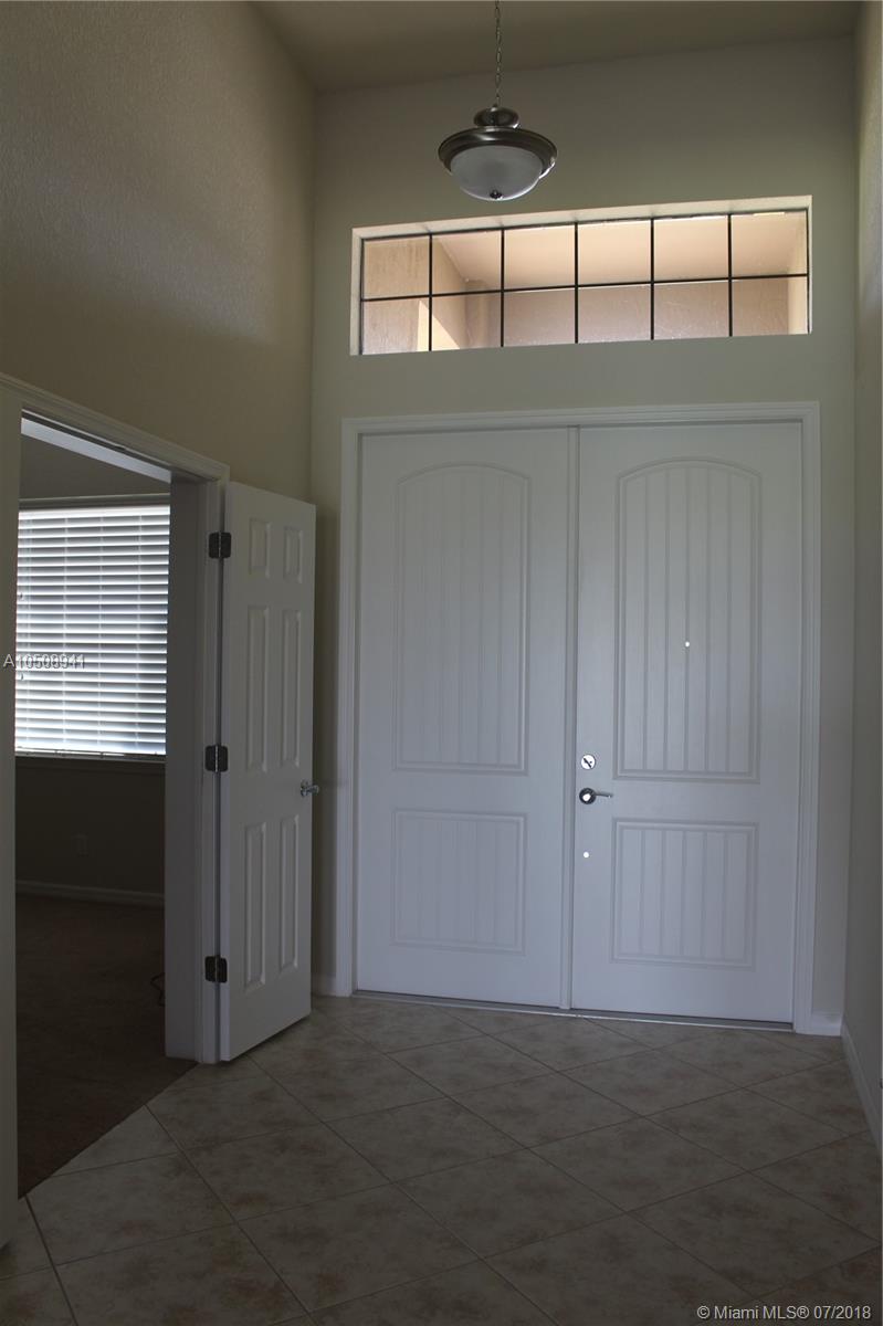 CASTELLINA - Residential Lease