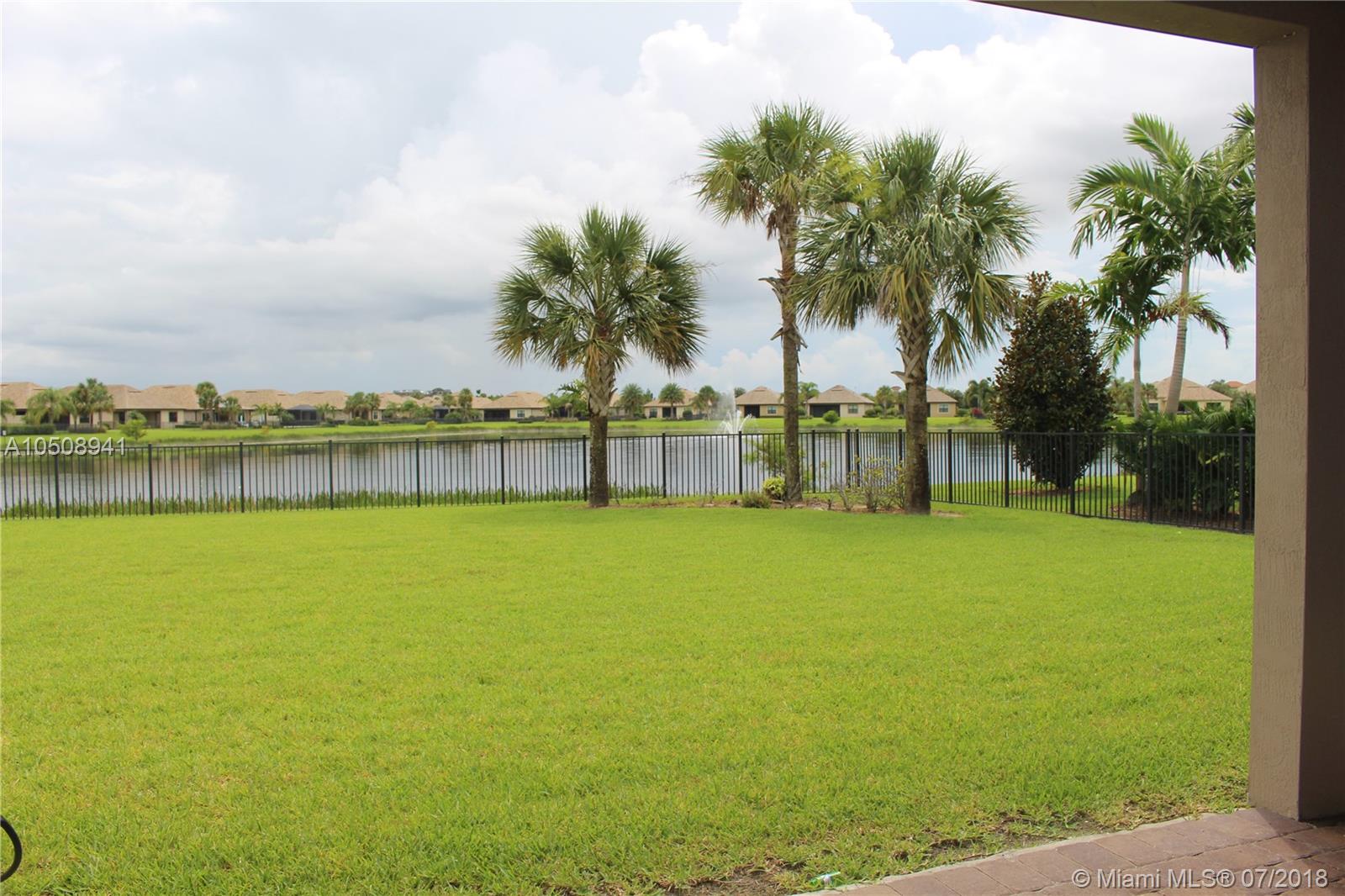 CASTELLINA - Residential Lease