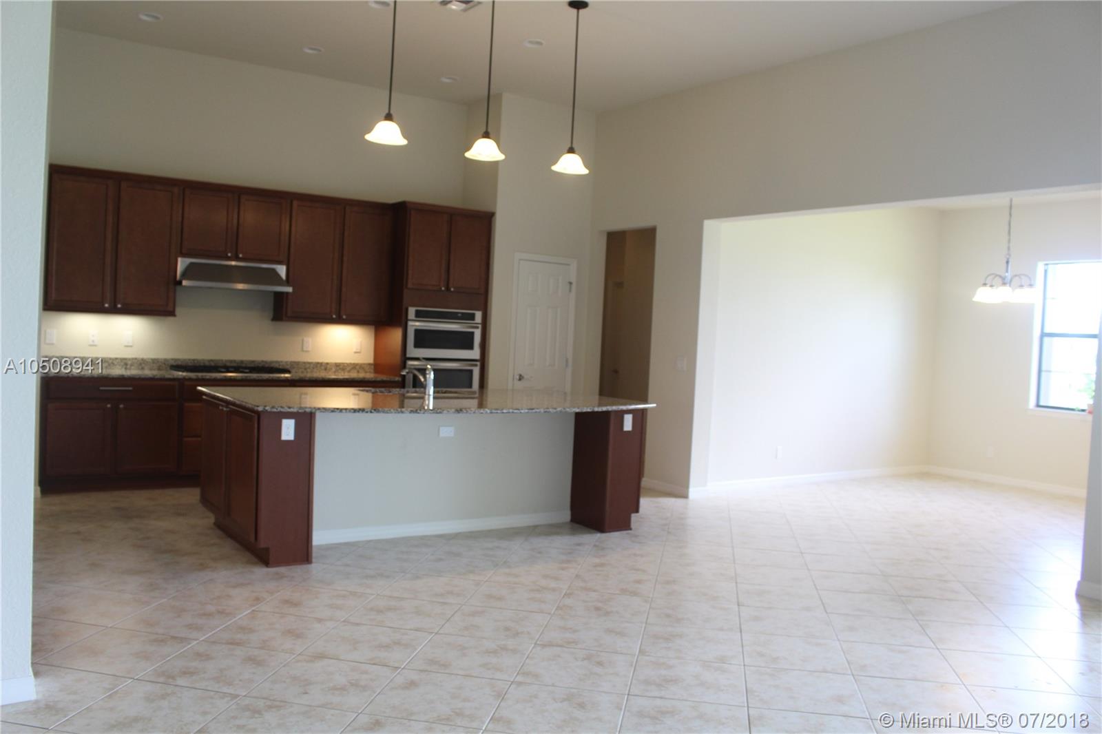 CASTELLINA - Residential Lease