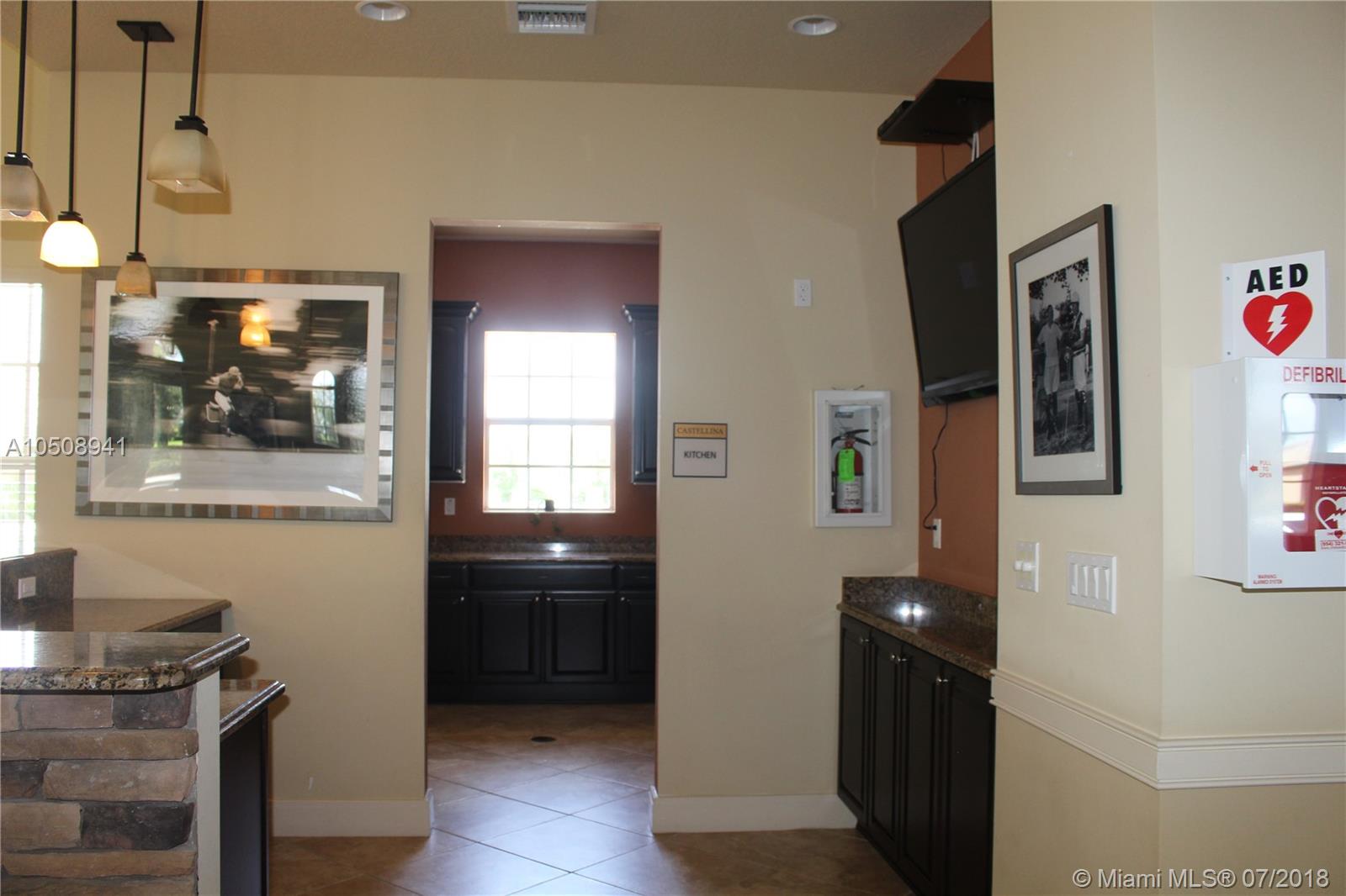CASTELLINA - Residential Lease