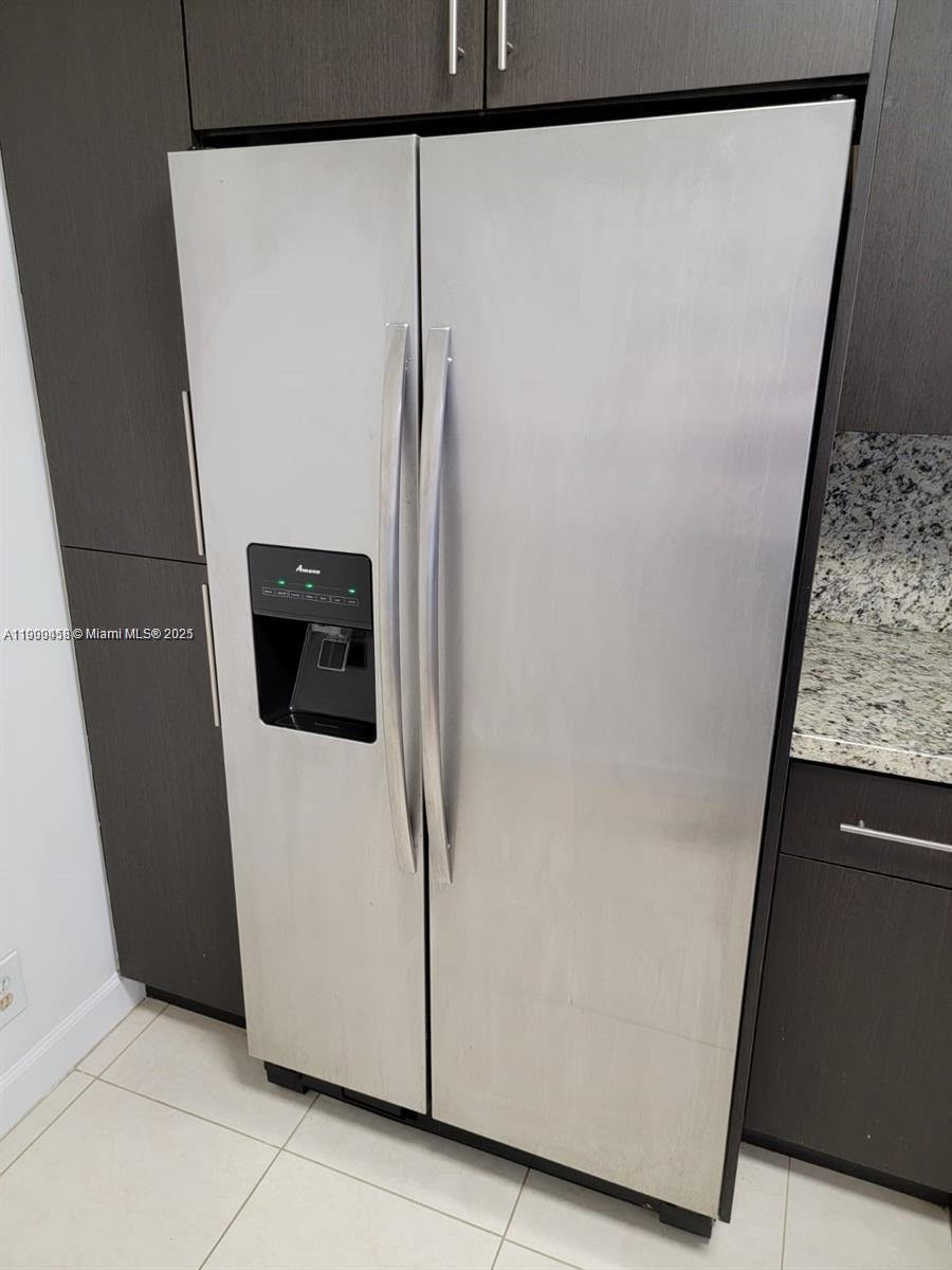 EDGEWATER CONDO - Residential Lease