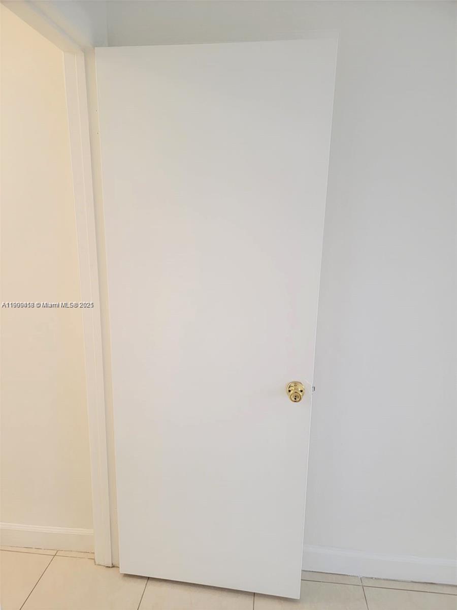 EDGEWATER CONDO - Residential Lease