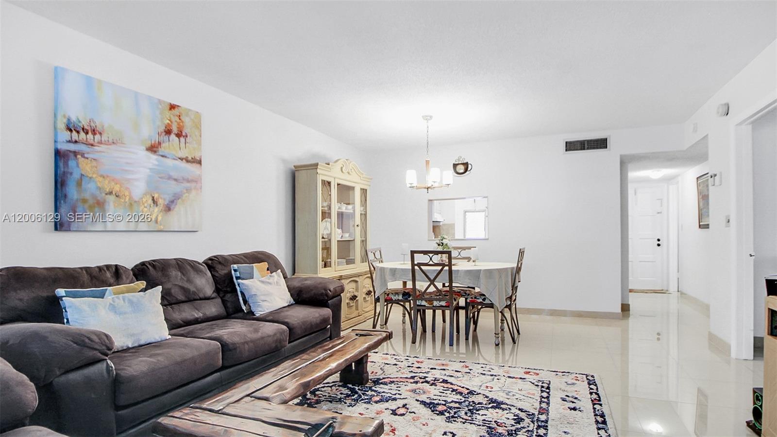 SAPPHIRE CONDO - Residential