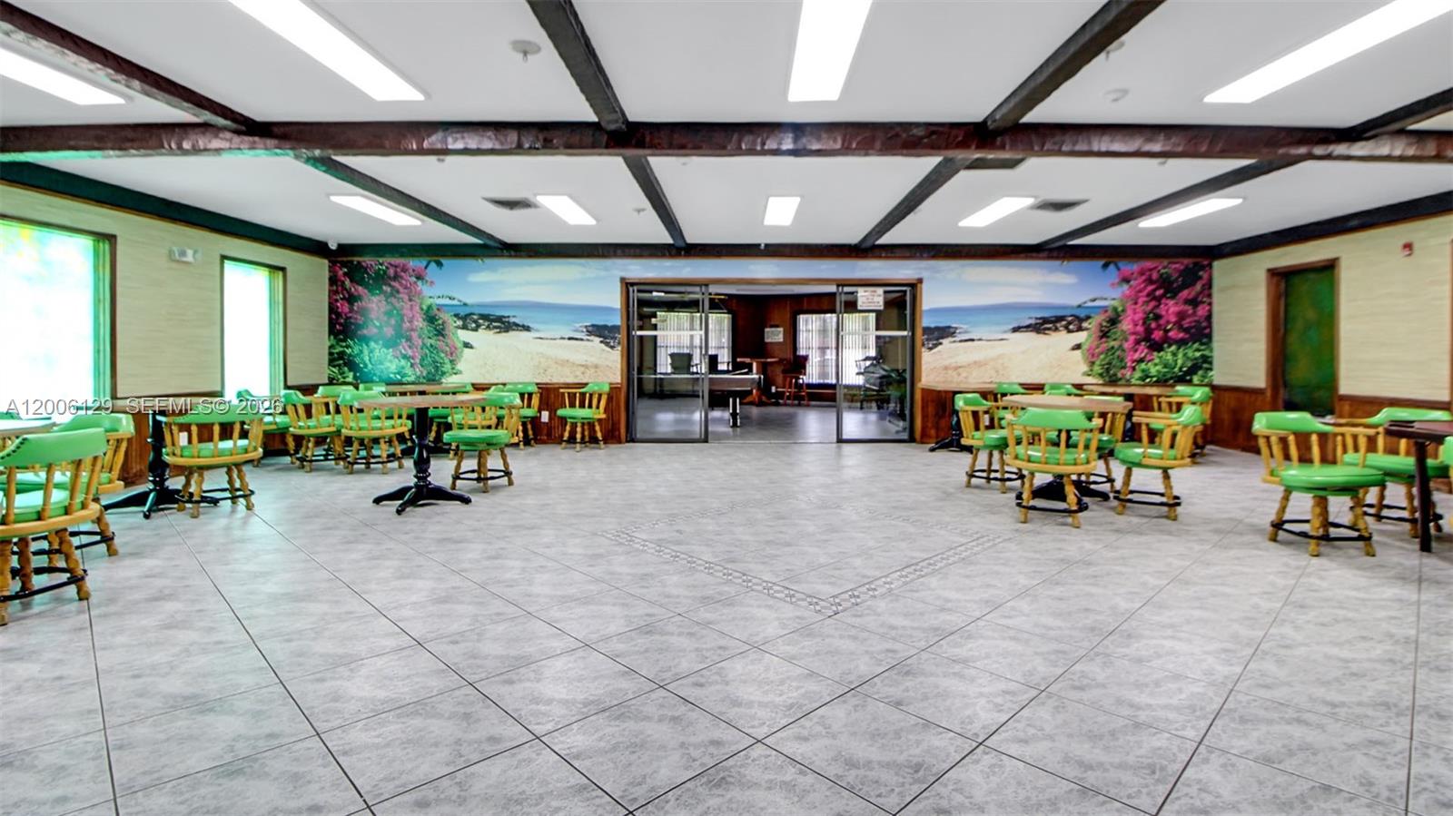 SAPPHIRE CONDO - Residential