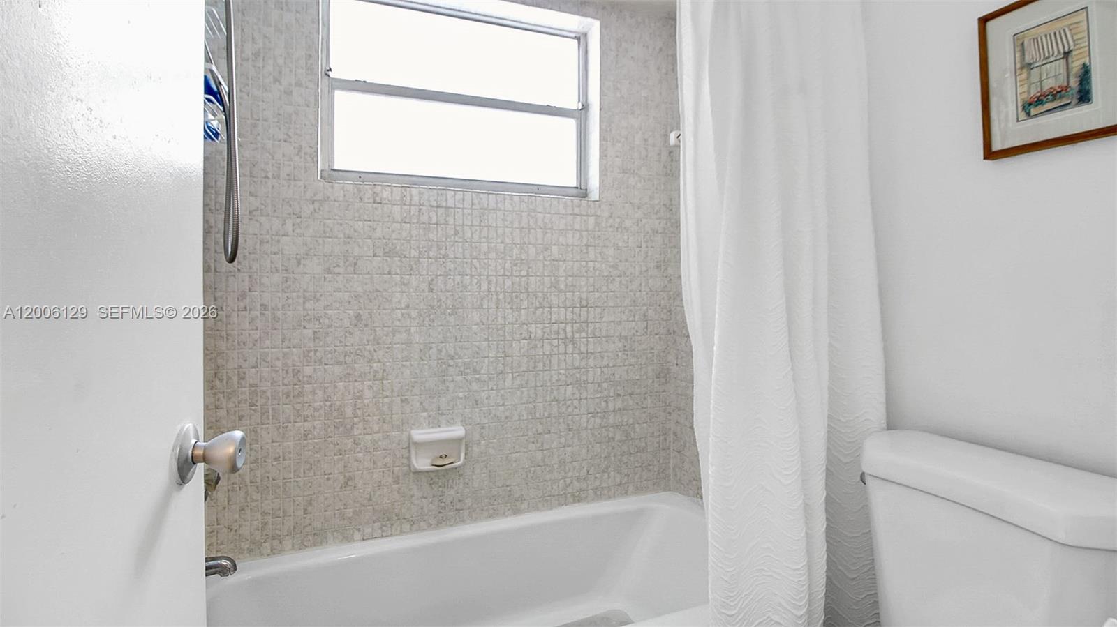 SAPPHIRE CONDO - Residential