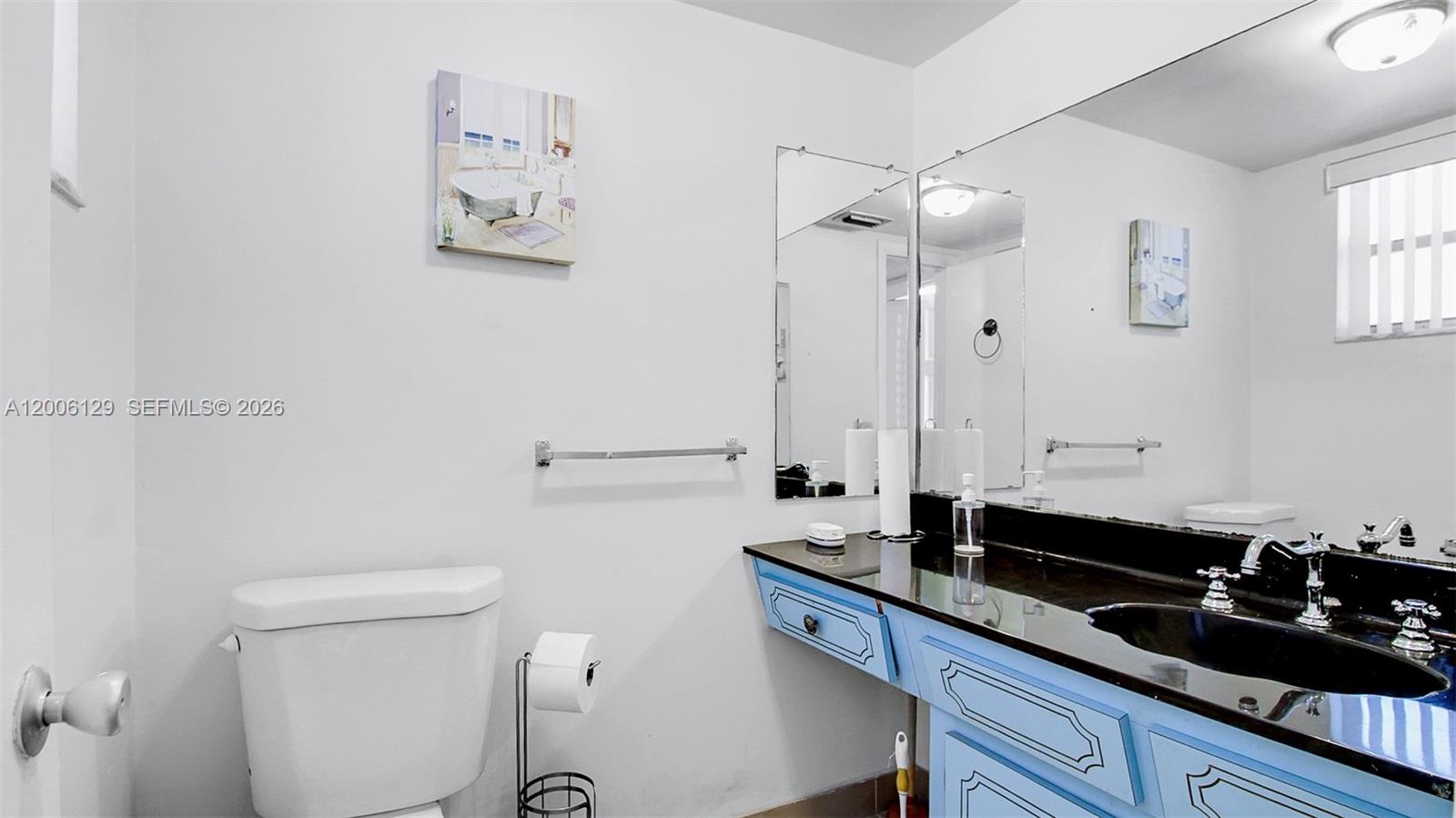 SAPPHIRE CONDO - Residential