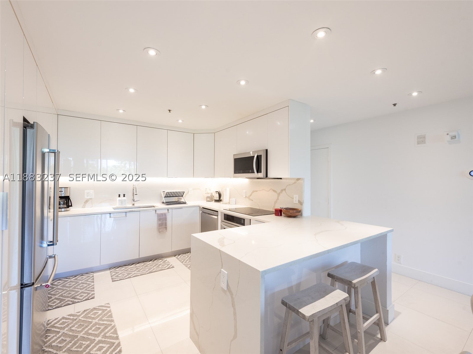 251 Crandon Blvd 227