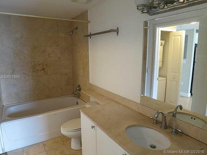 THE SAIL CONDO - Residential Lease