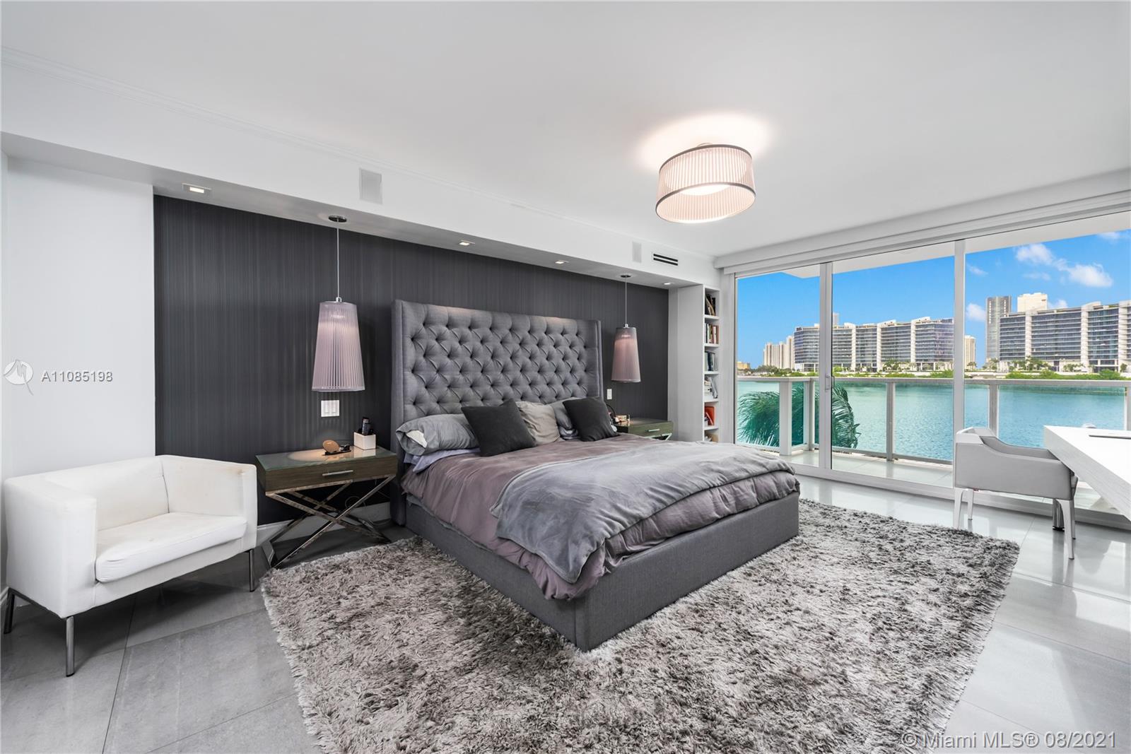 THE PENINSULA CONDO - Residential