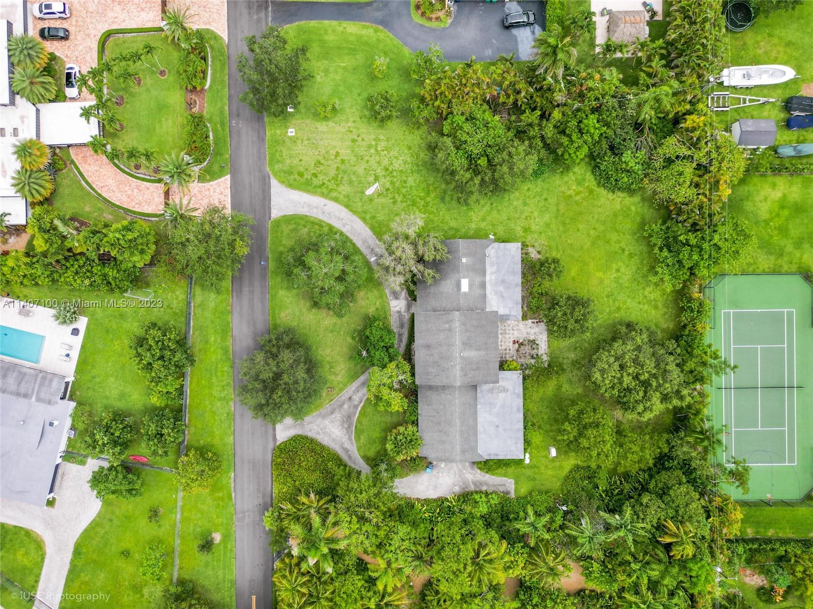MARIEL GROVE ESTS - Residential