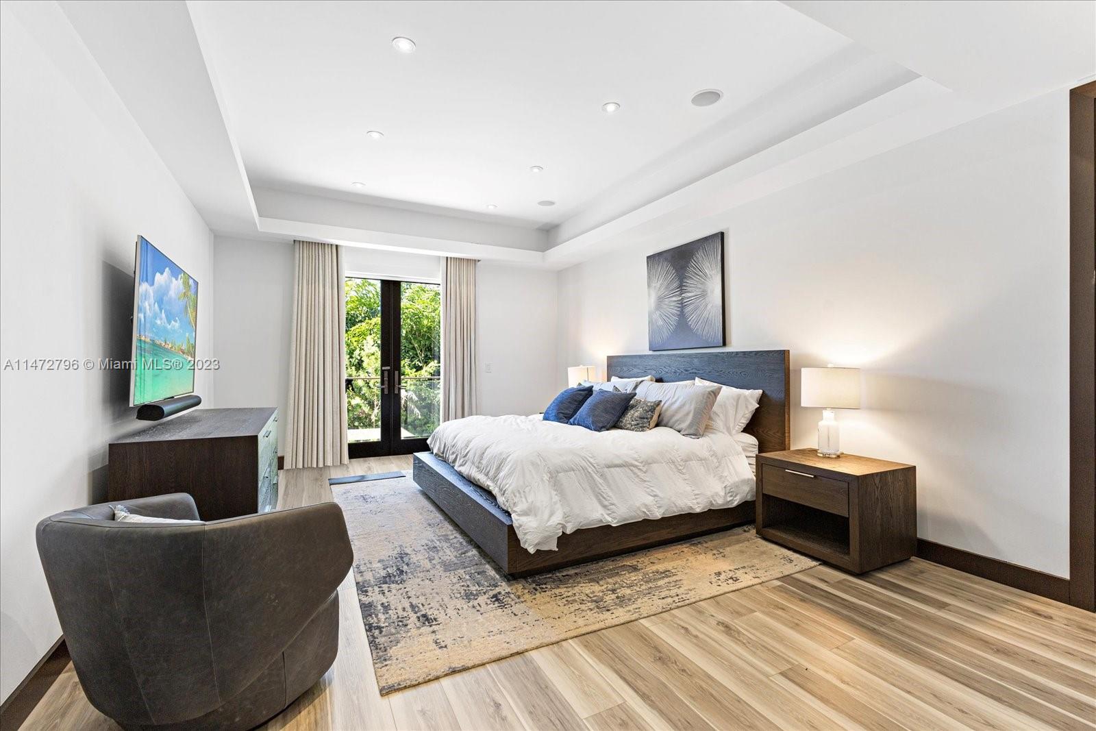 MASHTA ISLAND - Residential