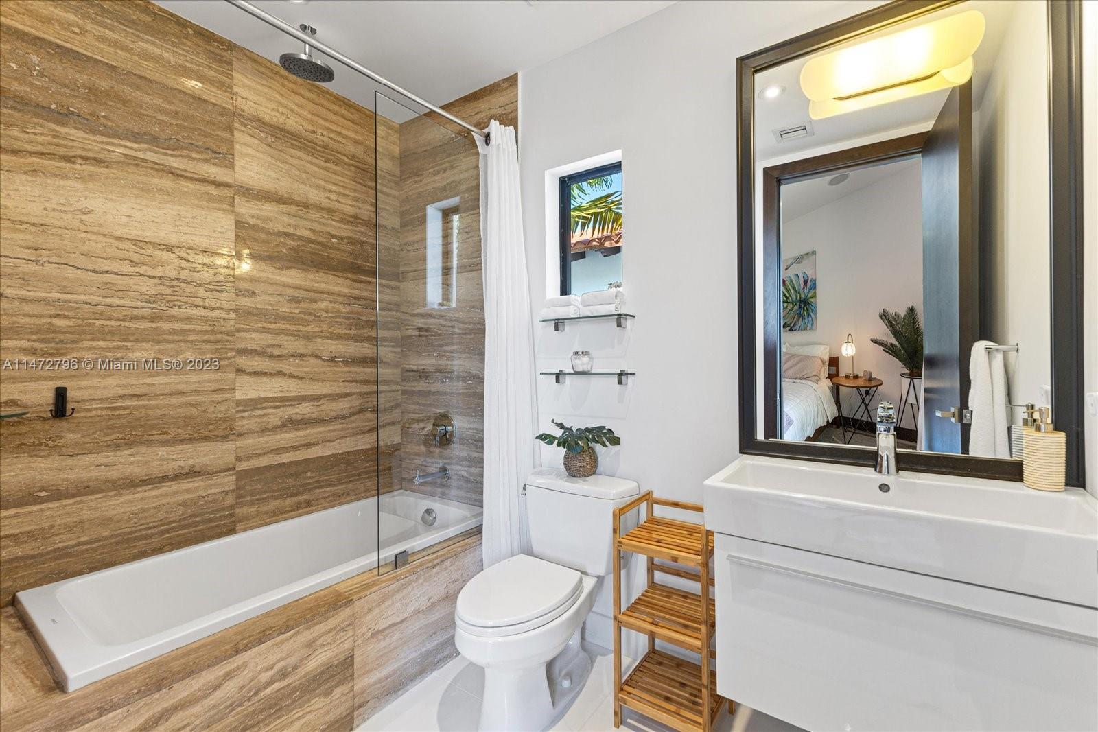 MASHTA ISLAND - Residential