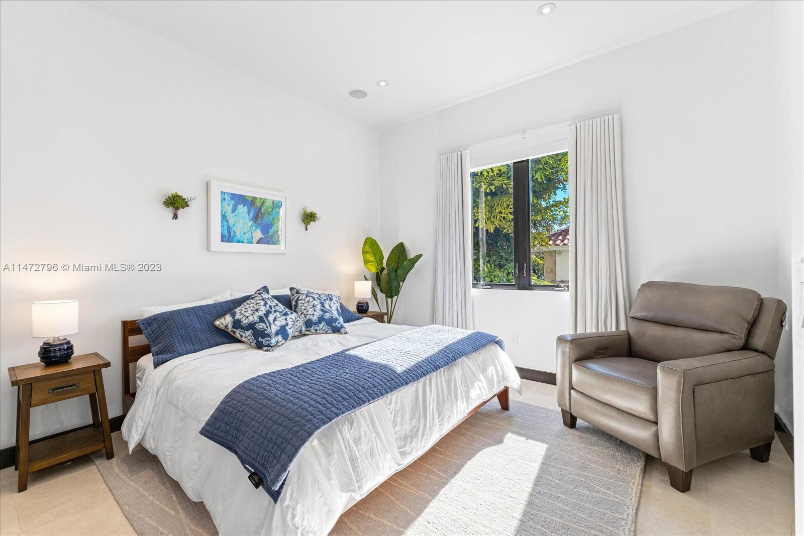 MASHTA ISLAND - Residential