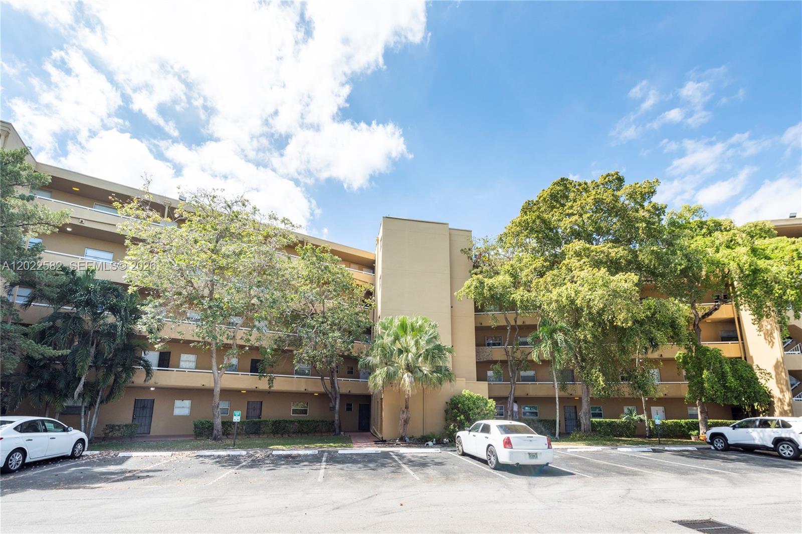 OAKS CONDO - Land