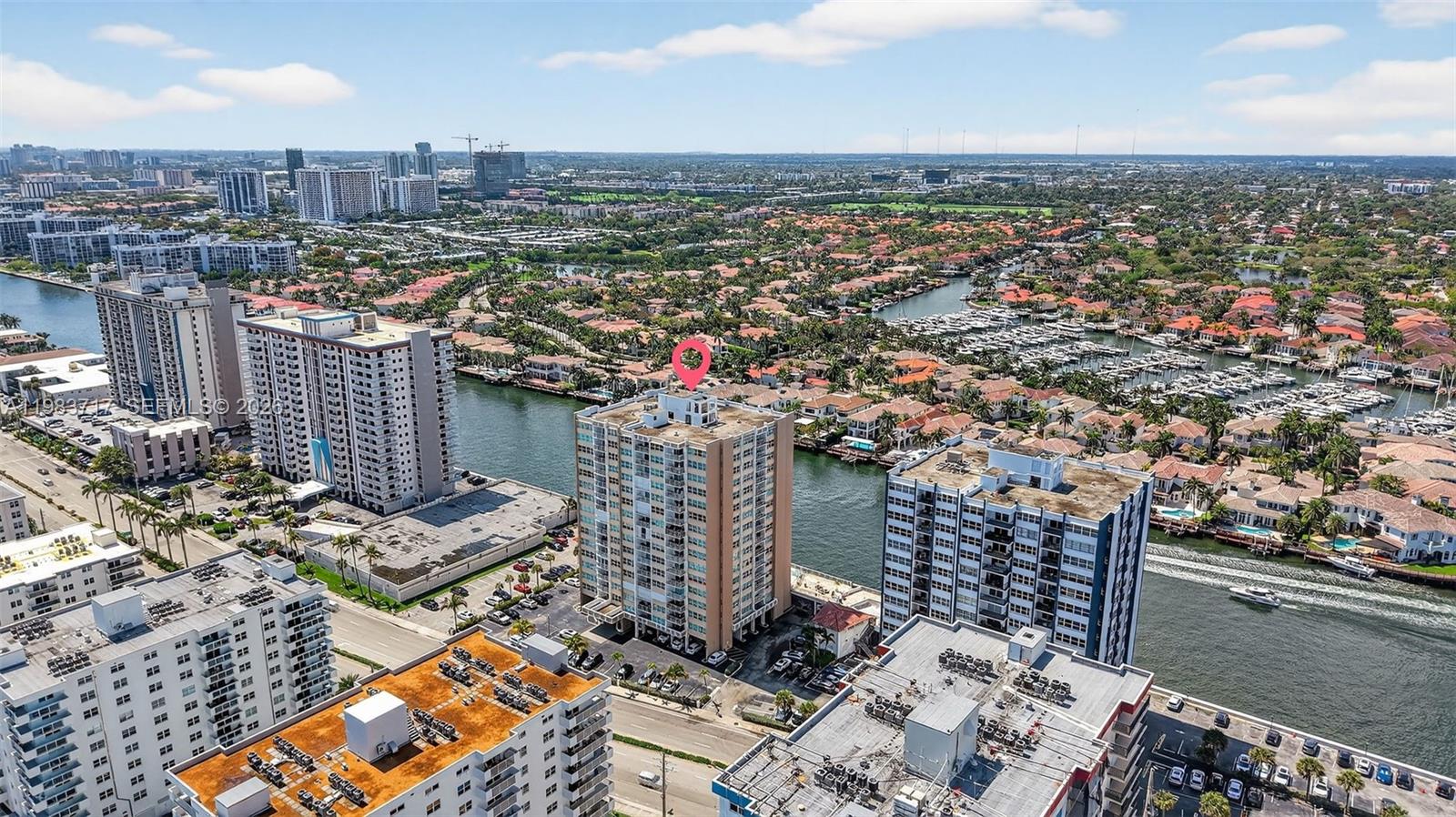 TRAFALGAR TOWERS CONDOMIN - Residential