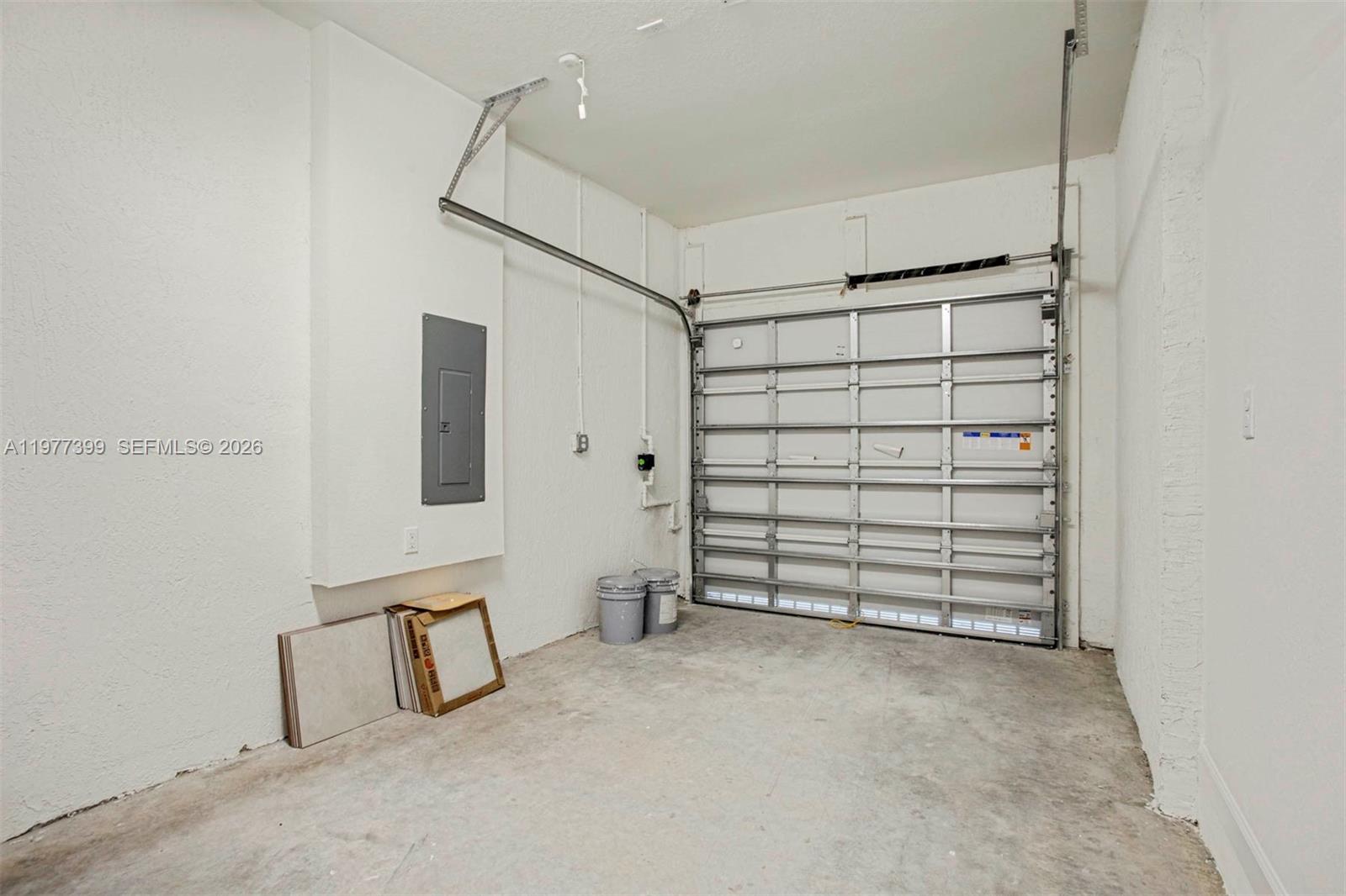 PINE ISLE - Residential Lease