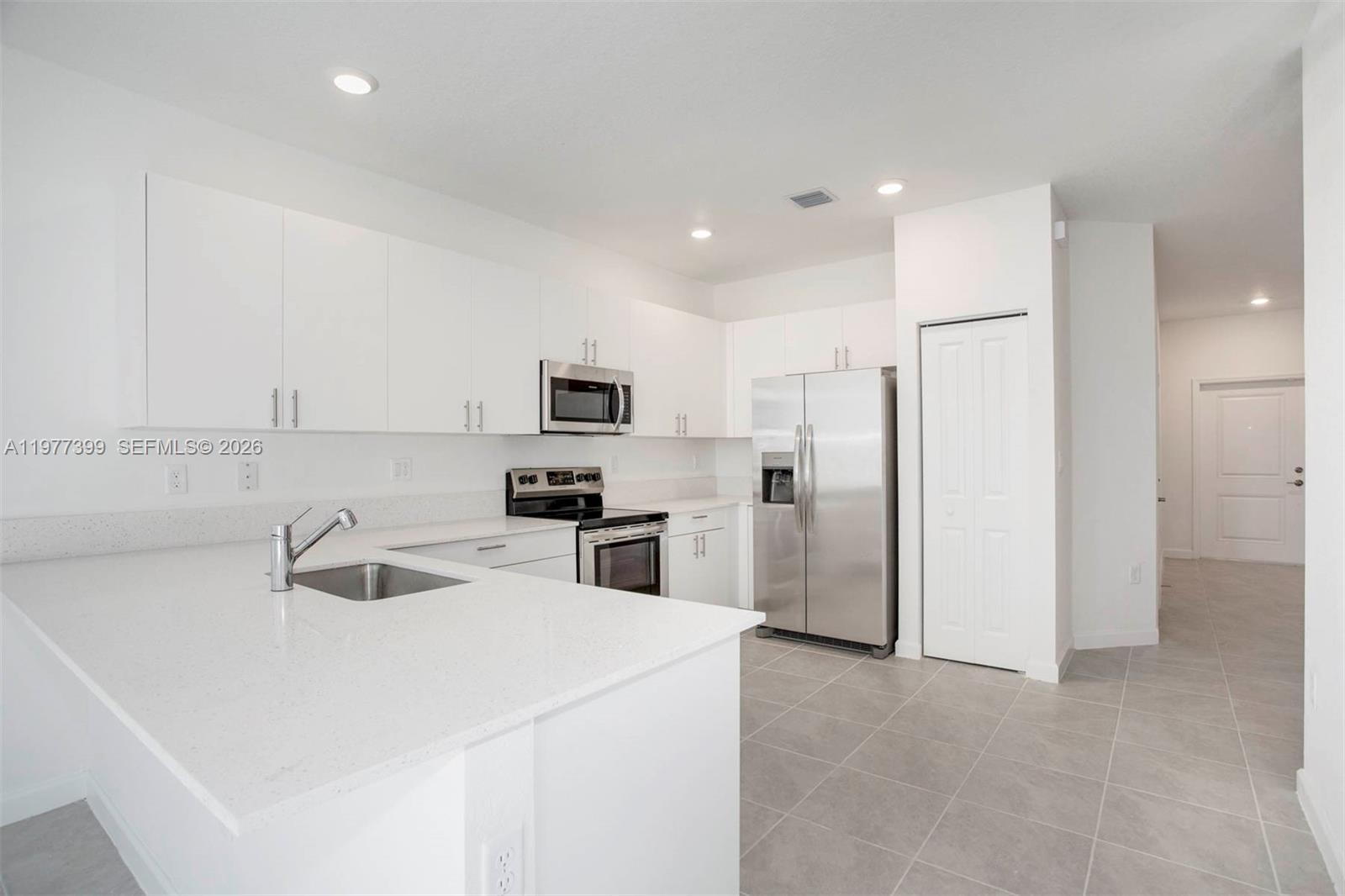 PINE ISLE - Residential Lease