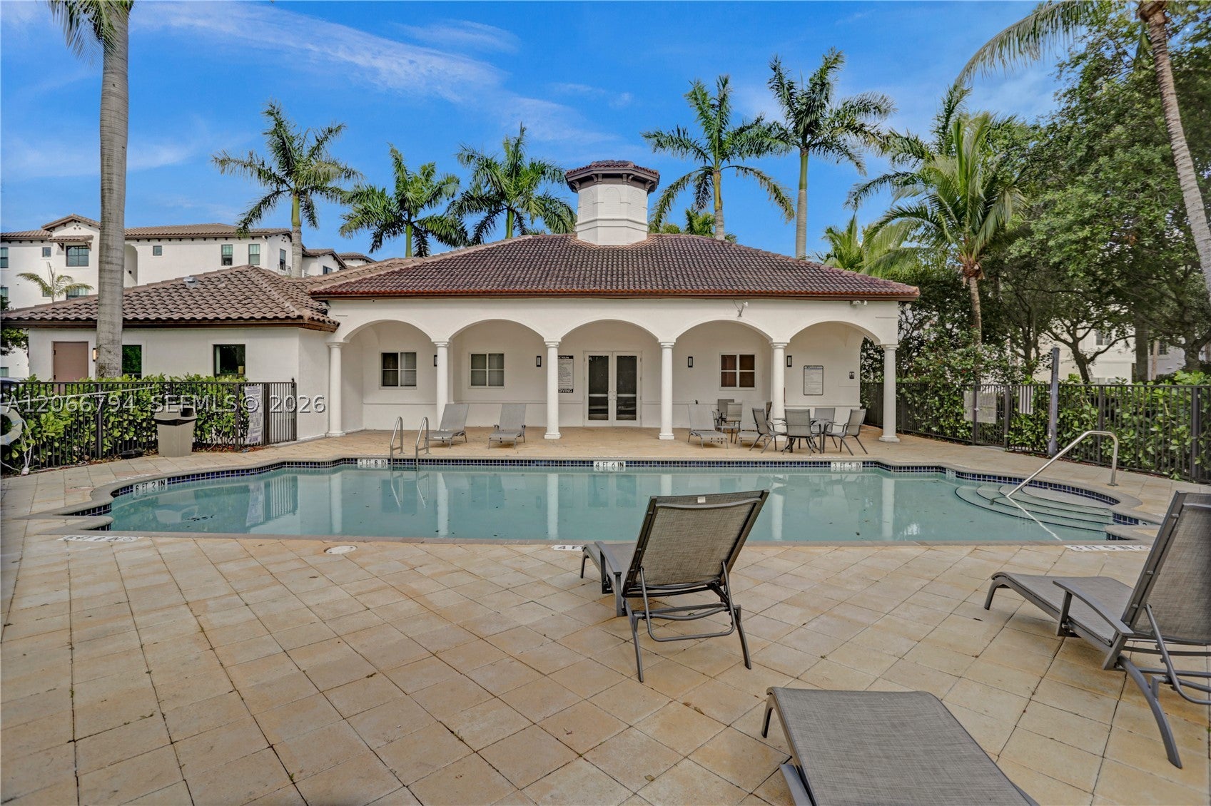12600 SW 50th Ct 425