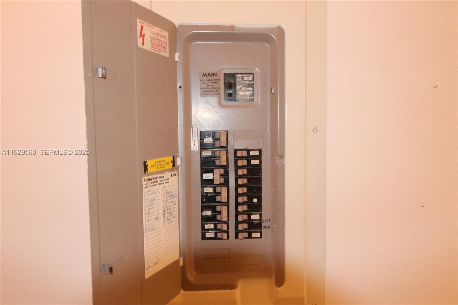 LAKES BY THE BAY SEC 5 - Residential