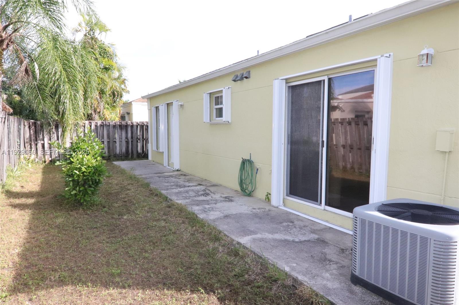 LAKES BY THE BAY SEC 5 - Residential