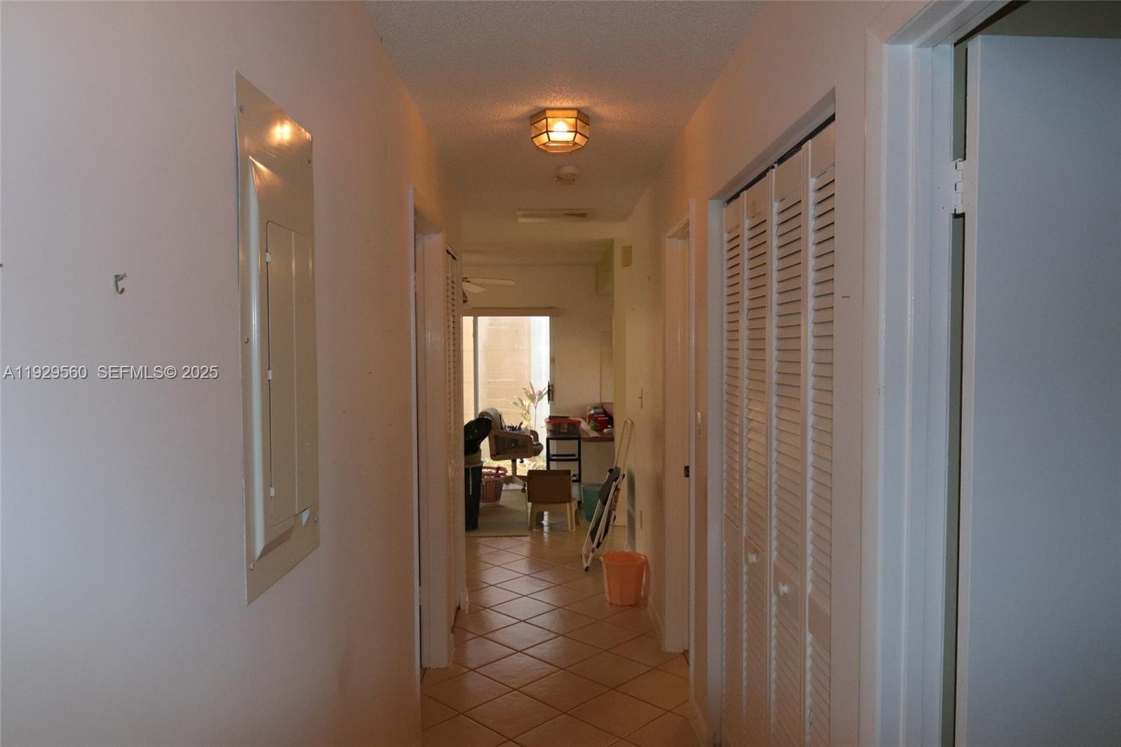 LAKES BY THE BAY SEC 5 - Residential