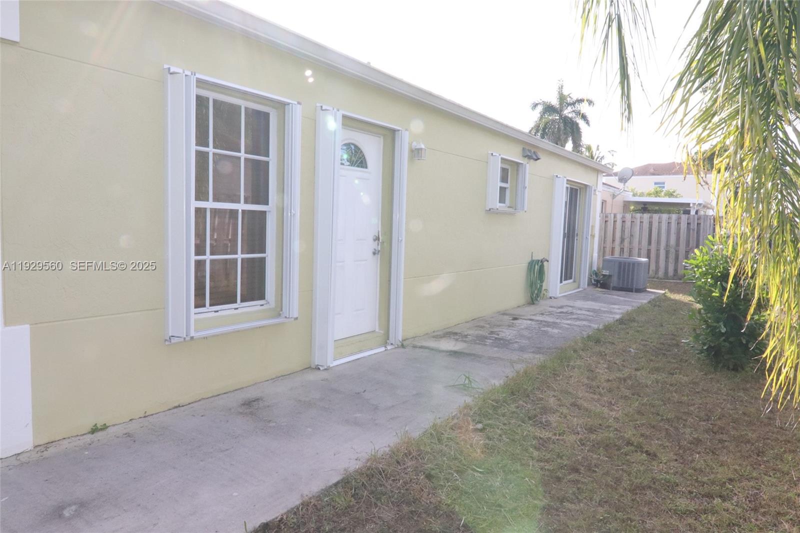 LAKES BY THE BAY SEC 5 - Residential