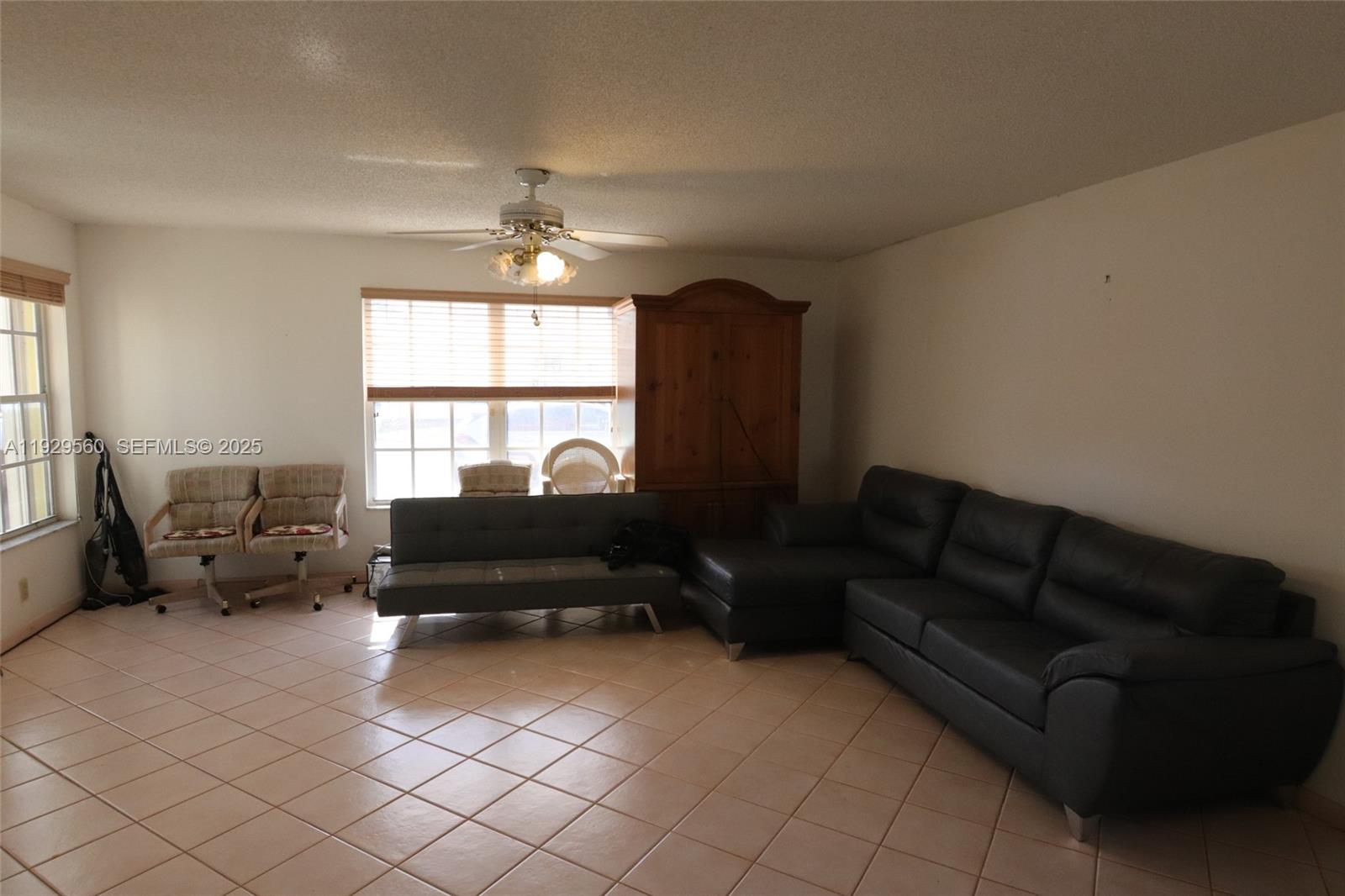 LAKES BY THE BAY SEC 5 - Residential