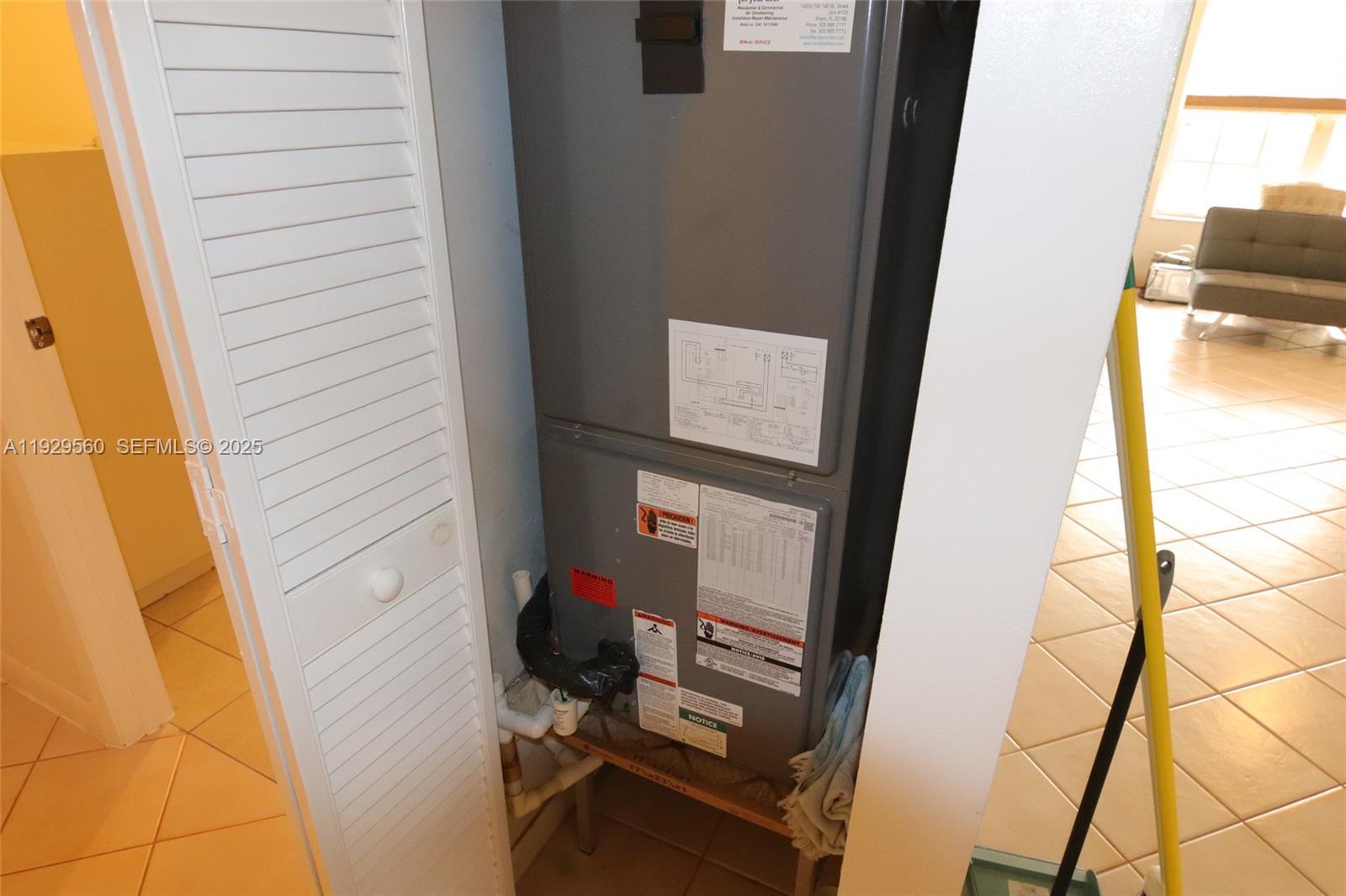 LAKES BY THE BAY SEC 5 - Residential