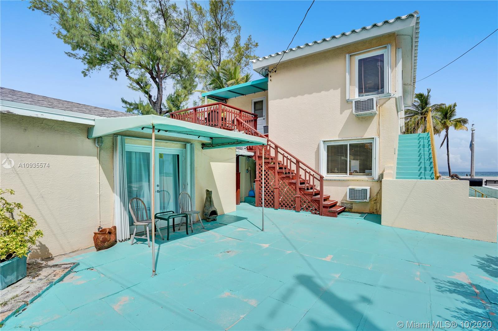 HOLLYWOOD BEACH - Residential Income