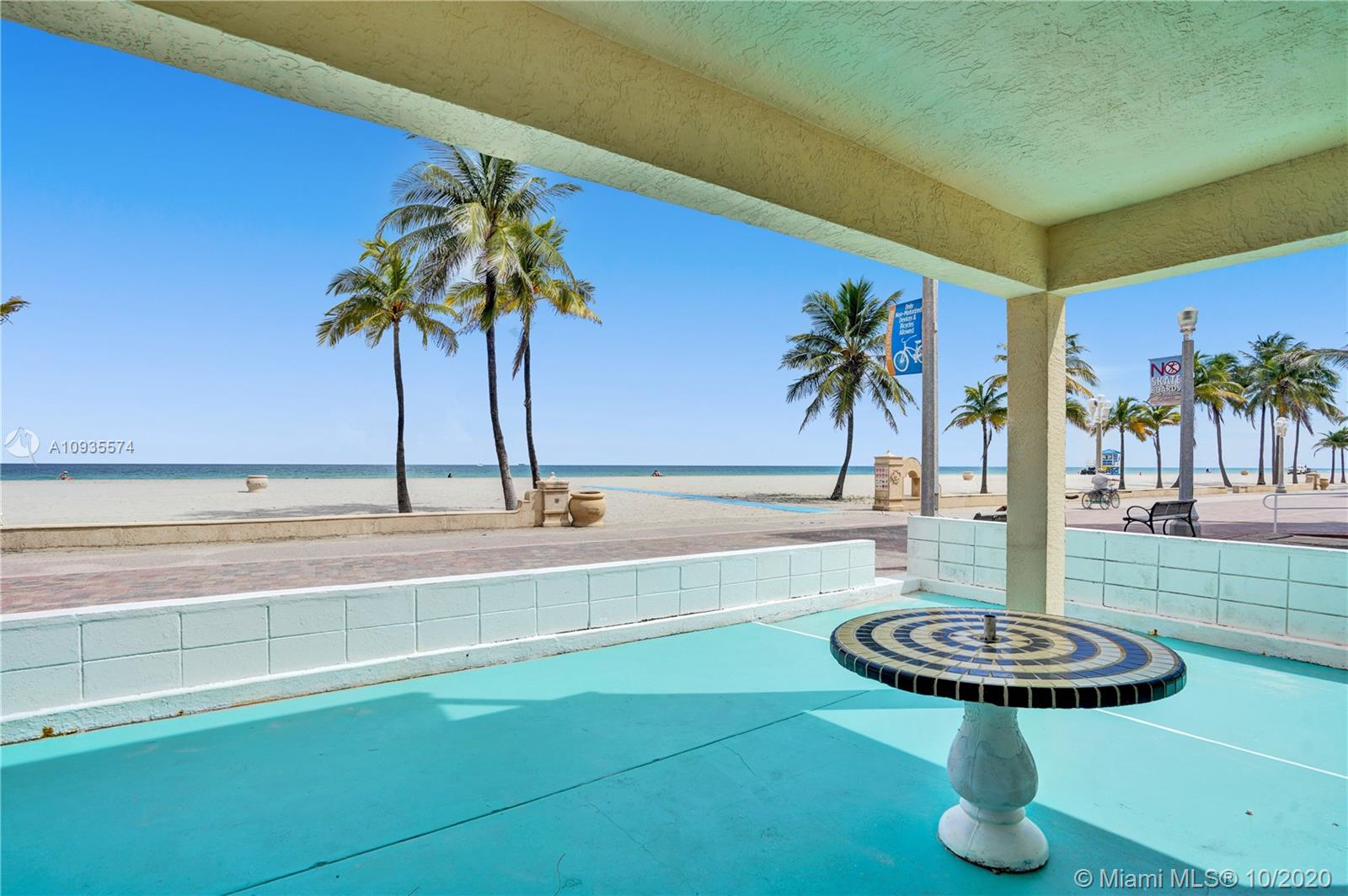 HOLLYWOOD BEACH - Residential Income