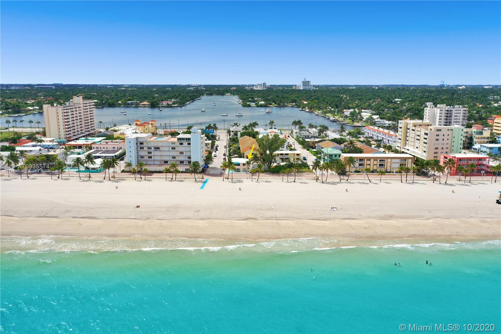 HOLLYWOOD BEACH - Residential Income