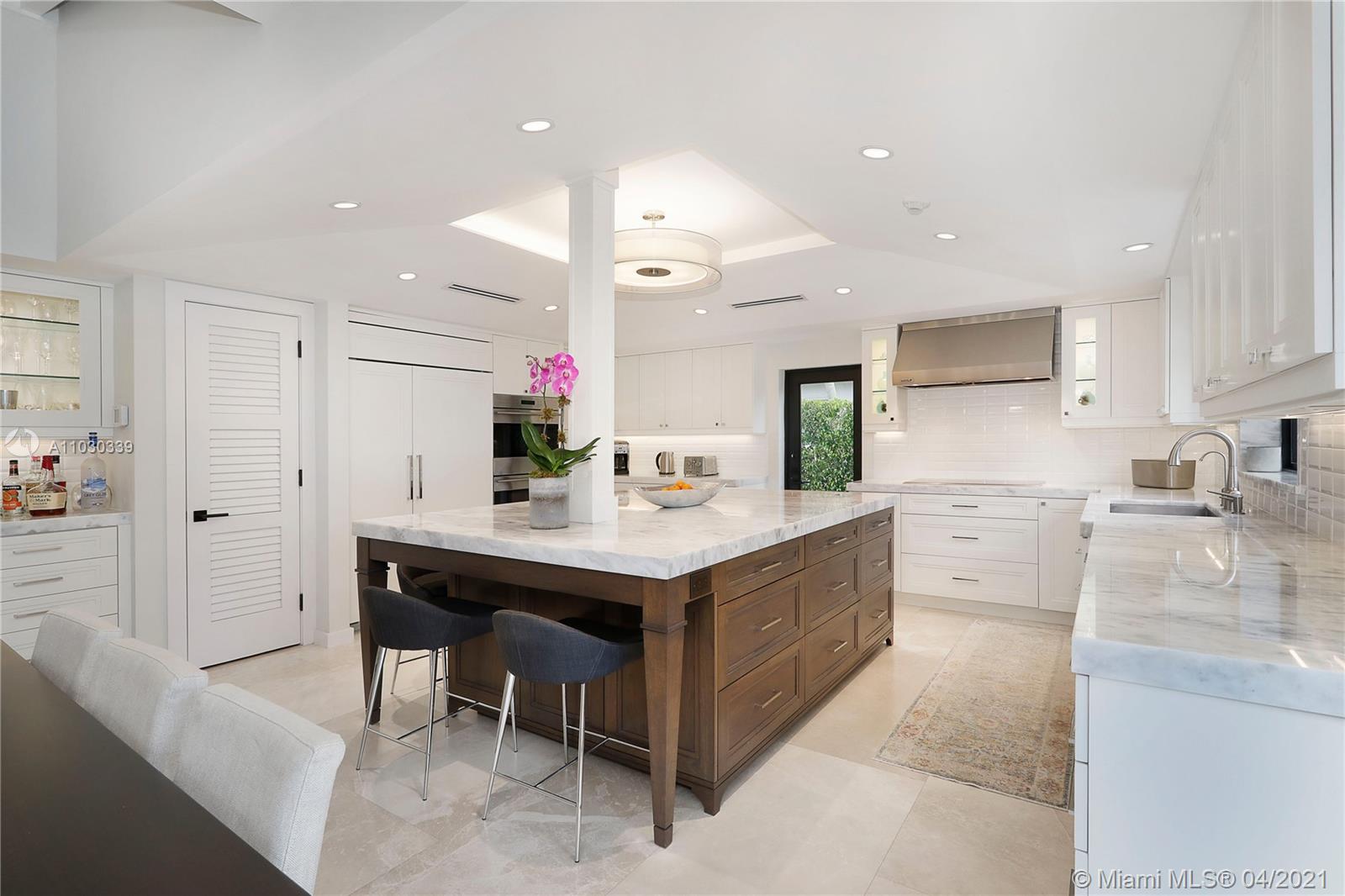 CORAL GABLES RIVIERA SEC - Residential