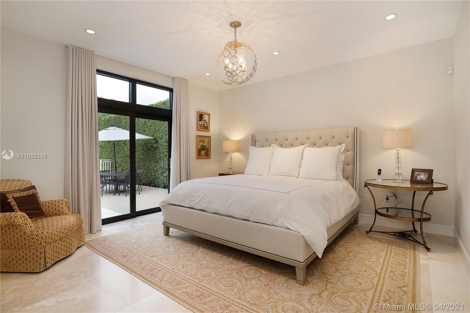 CORAL GABLES RIVIERA SEC - Residential