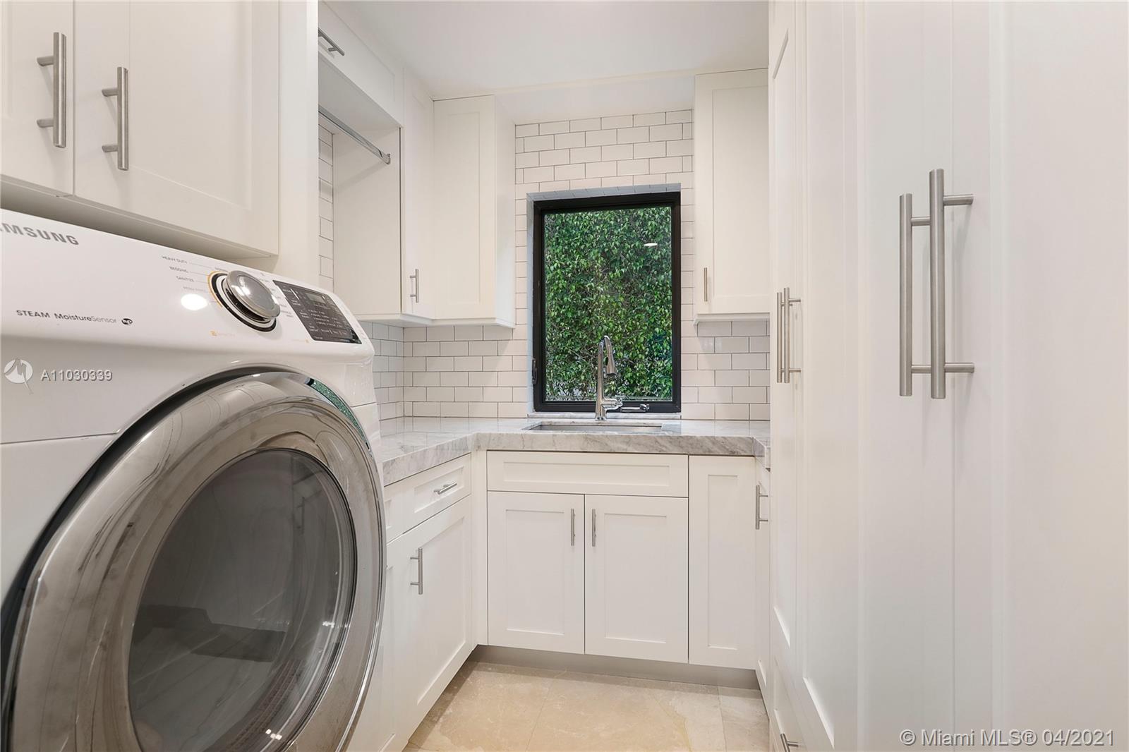 CORAL GABLES RIVIERA SEC - Residential