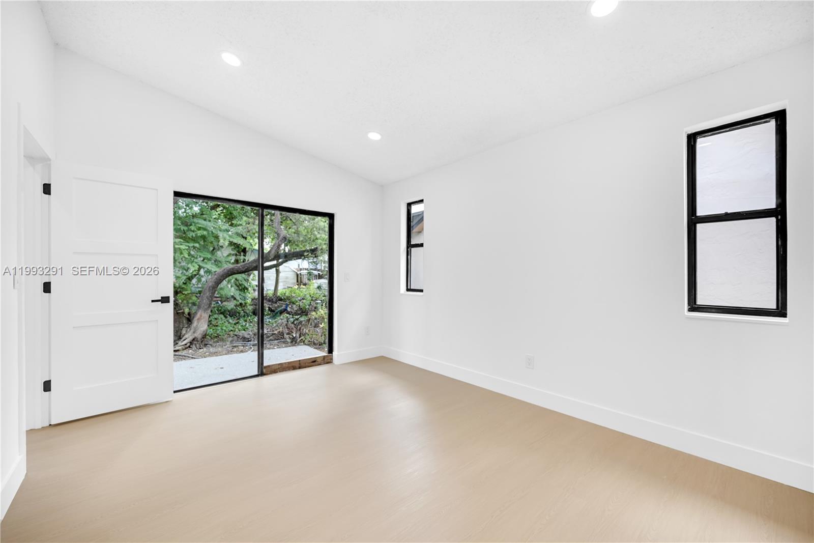 BISCAYNE VILLA HOMES SEC - Residential