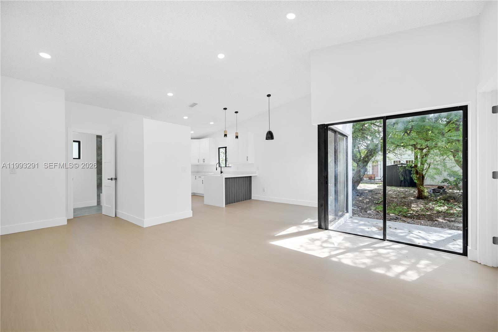 BISCAYNE VILLA HOMES SEC - Residential