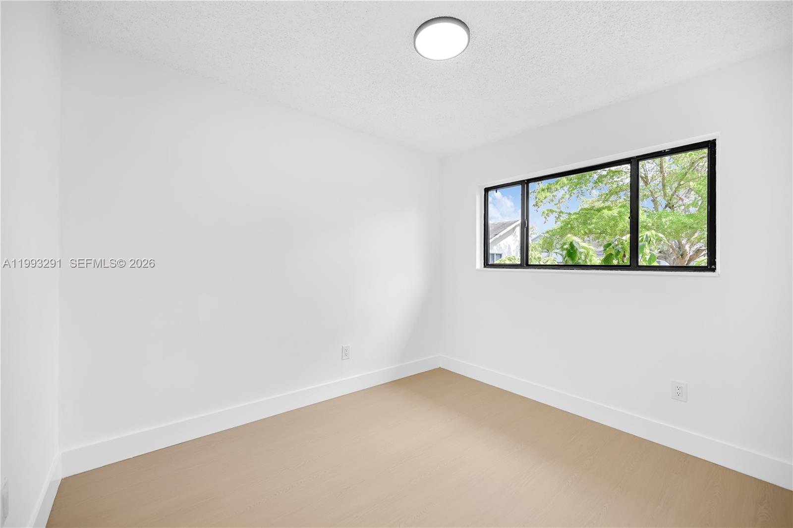 BISCAYNE VILLA HOMES SEC - Residential